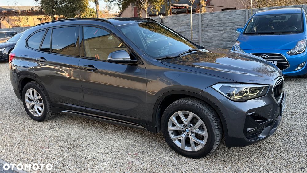 BMW X1 sDrive18d Sport Line - 12