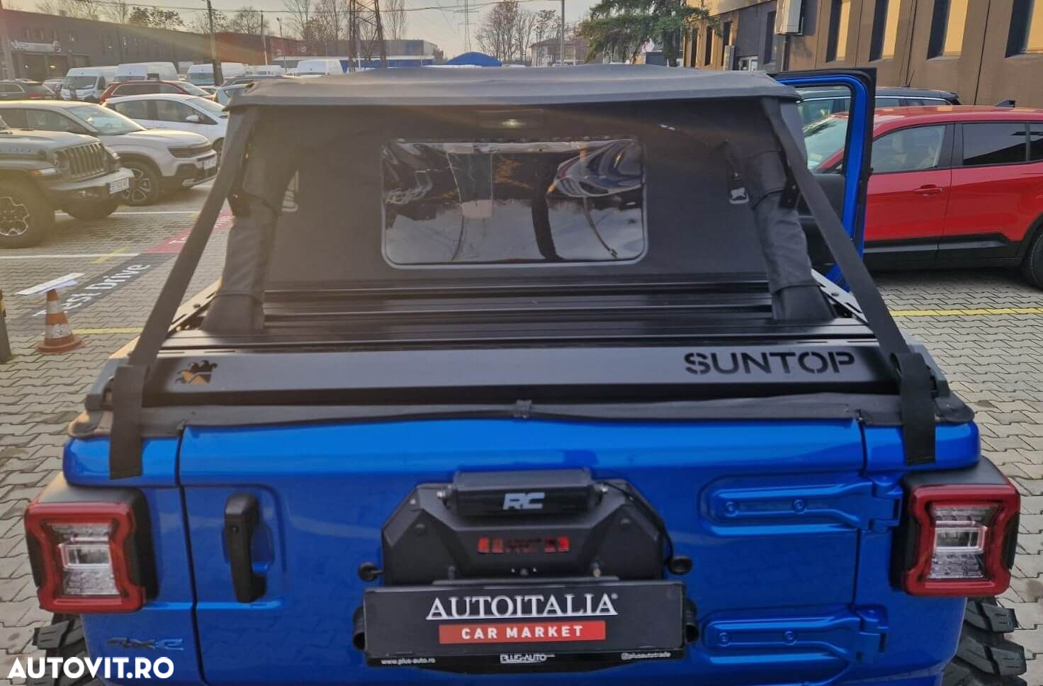 Jeep Wrangler - 13