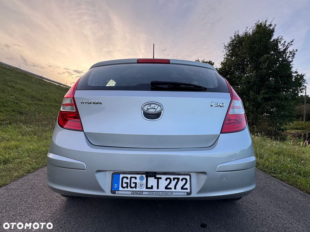 Hyundai i30 1.4 Blue Comfort - 12