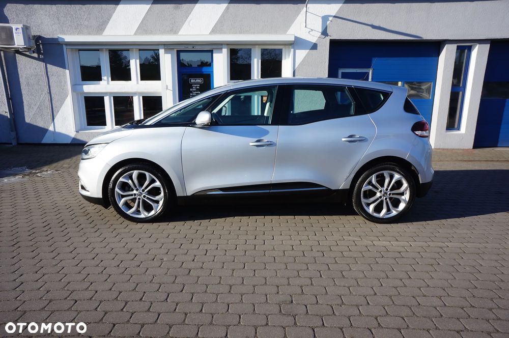 Renault Scenic - 1