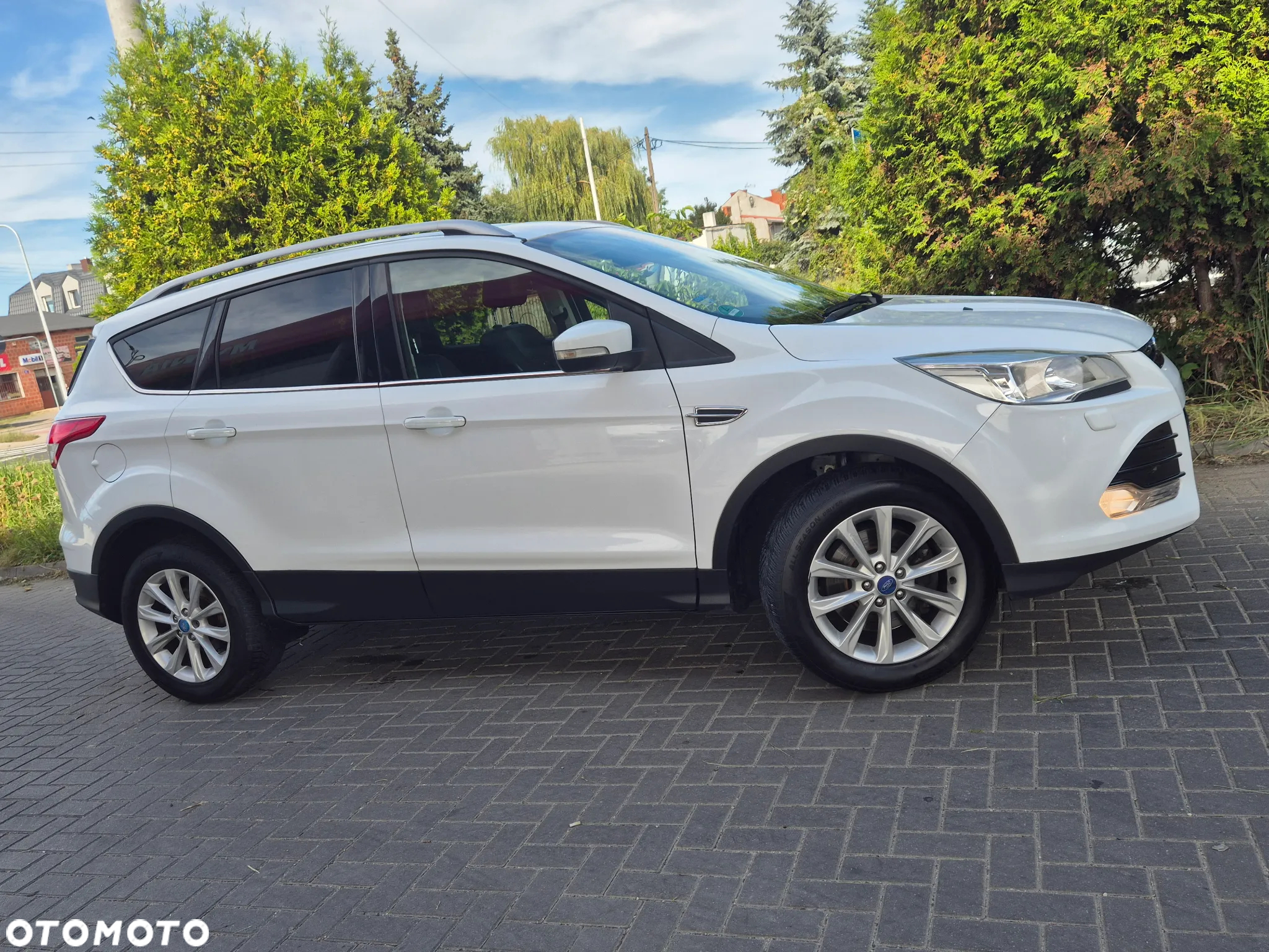 Ford Kuga 2.0 TDCi 2x4 Titanium - 15
