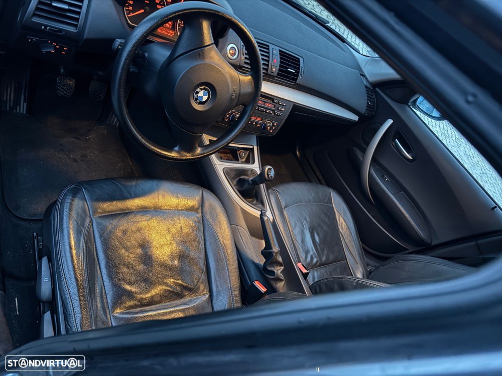 BMW 116 i Confort - 5