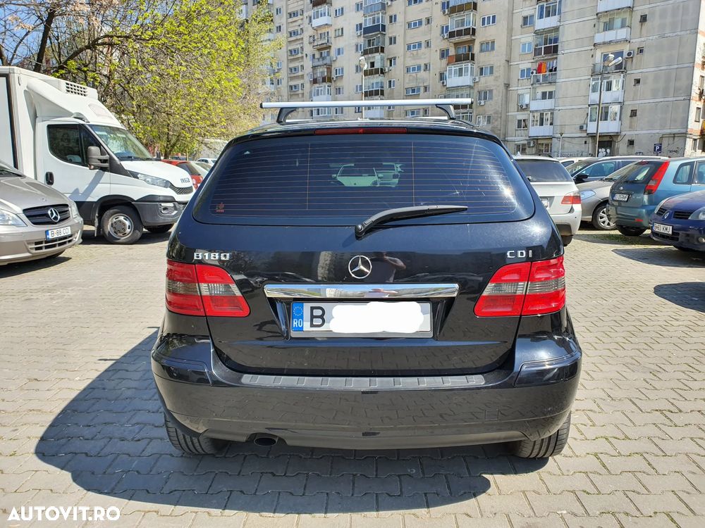 Mercedes-Benz B 180 CDI - 2