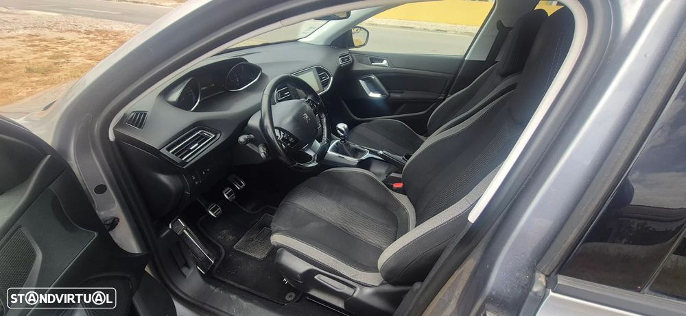 Peugeot 308 SW 1.6 BlueHDi Style - 4