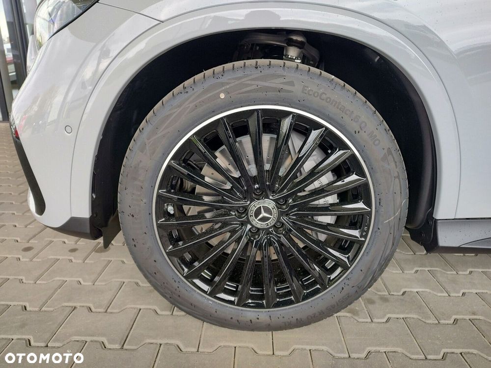 Mercedes-Benz GLC - 16