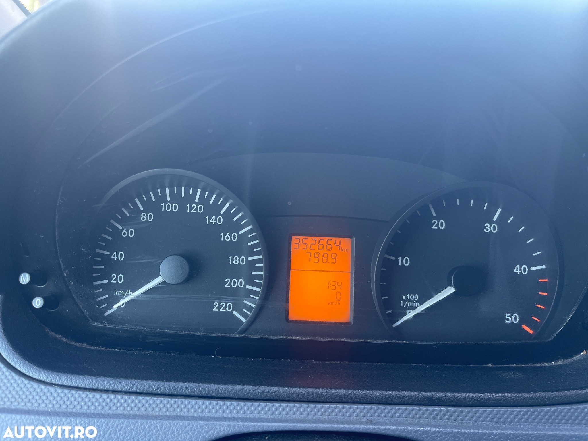 Mercedes-Benz Vito - 24