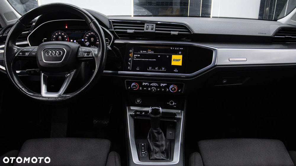 Audi Q3 Sportback 45 TFSIe S tronic S line - 17