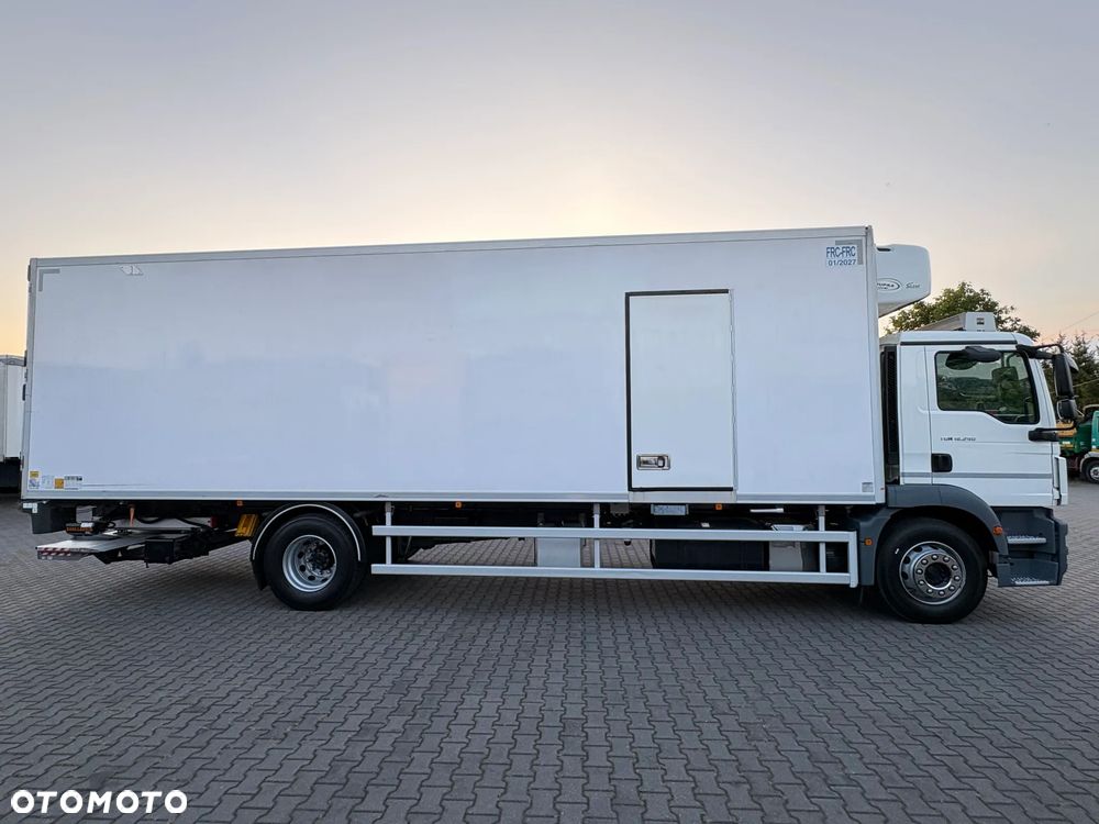 MAN TGM 18.290 ◼️ Chłodnia + Winda ◼️ 2018 ◼️ 329 tys. km ◼️ Automat ◼️ Carrier Supra 1150 Multitemp Silent ◼️ Drzwi boczne - 10