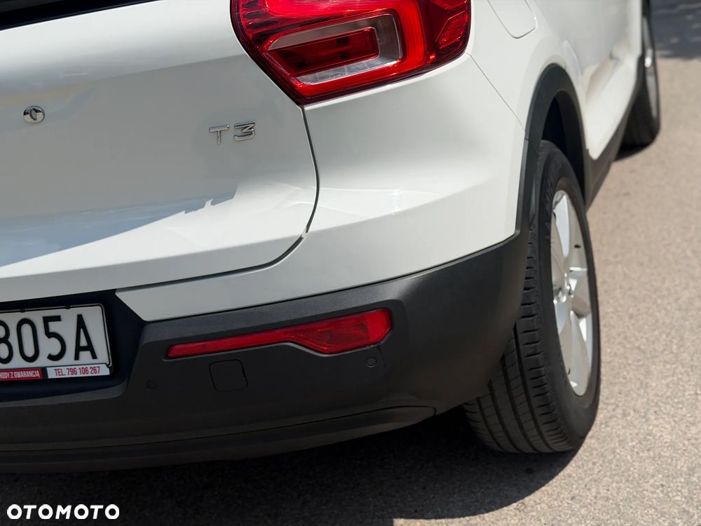 Volvo XC 40 T3 Momentum - 40