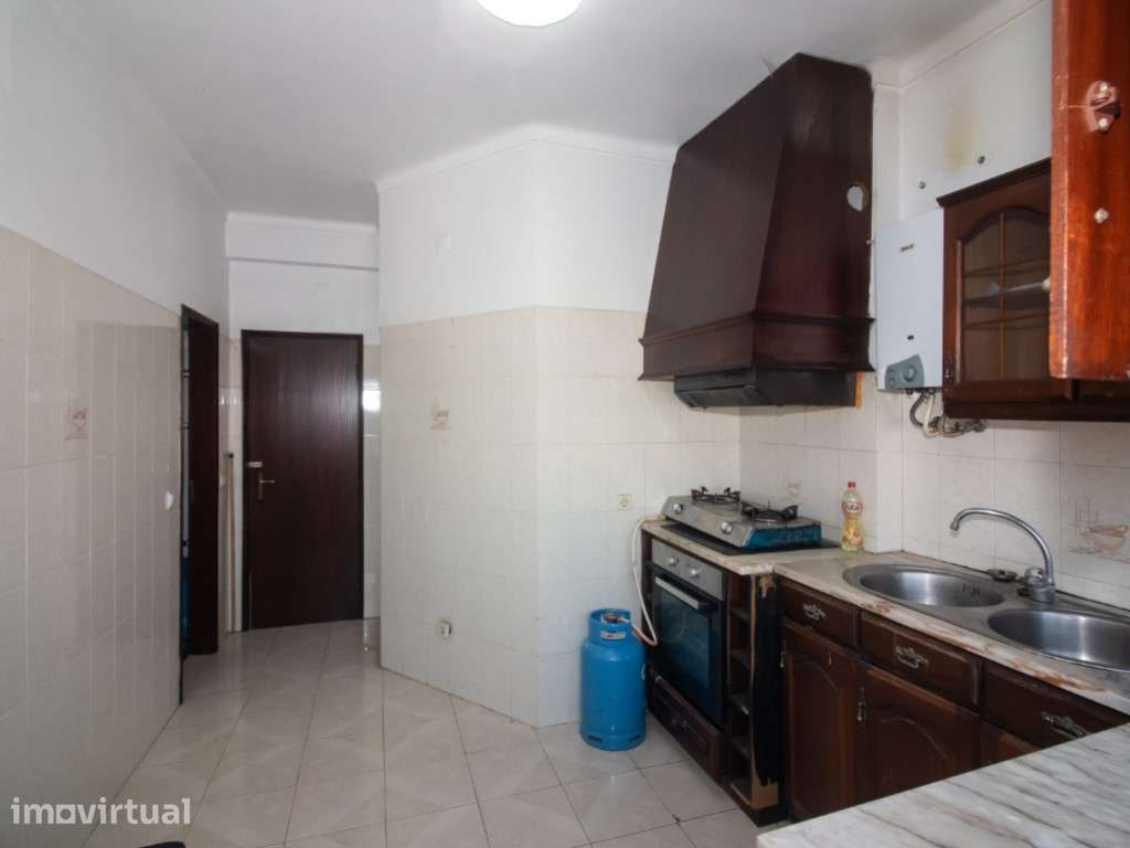 T3 para Remodelar no Centro de Samora Correia | Excelente Potencial - Grande imagem: 4/32