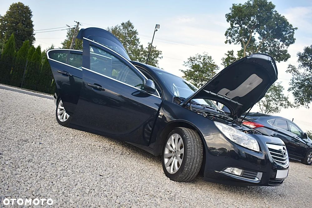 Opel Insignia 2.0 T Cosmo 4x4 S&S - 17