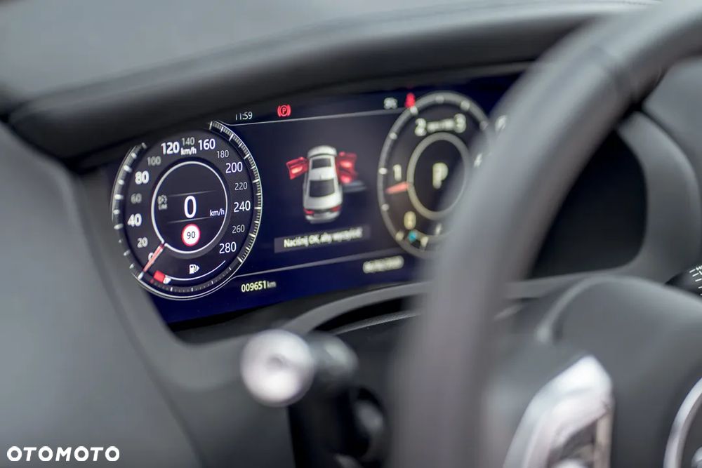 Jaguar XE 2.0 D180 HSE - 7