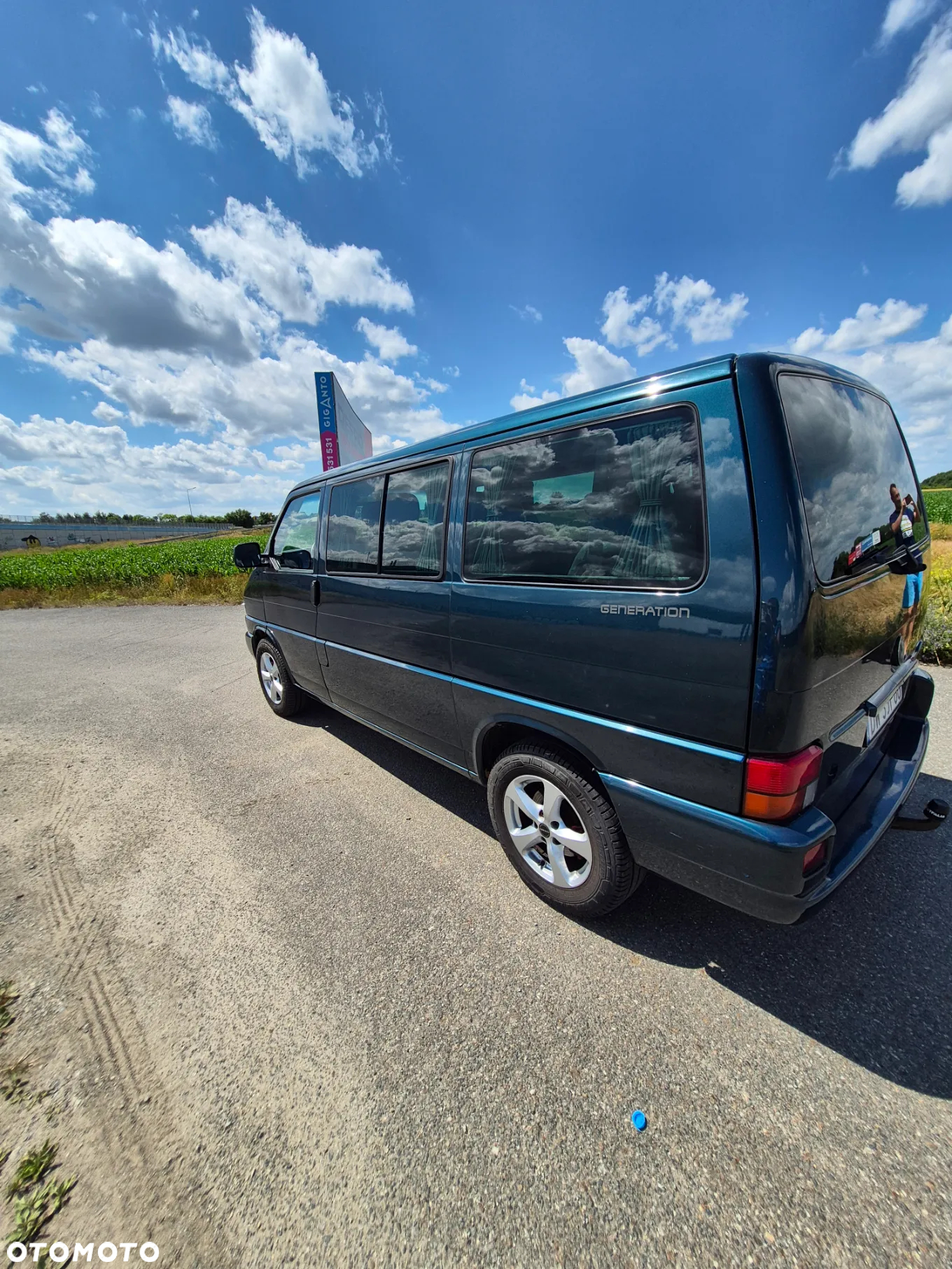 Volkswagen Multivan - 7