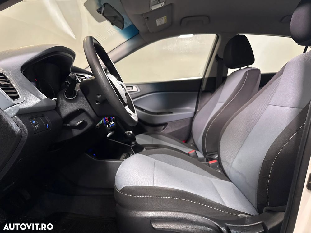 HYUNDAI i20 2020 — imagine 19