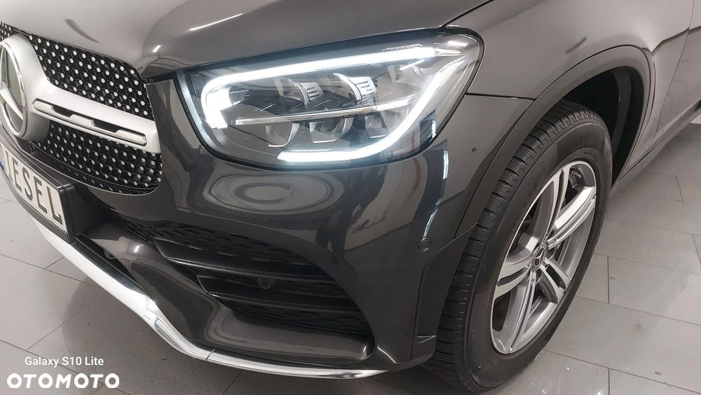 Mercedes-Benz GLC 300 de 4Matic 9G-TRONIC AMG Line Plus - 12