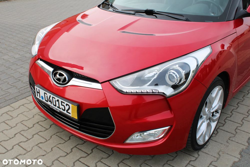 Hyundai Veloster - 34