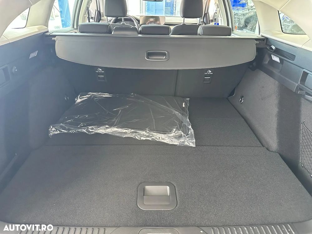 Ford Focus 1.0 EcoBoost 6MT MHEV Titanium - 11