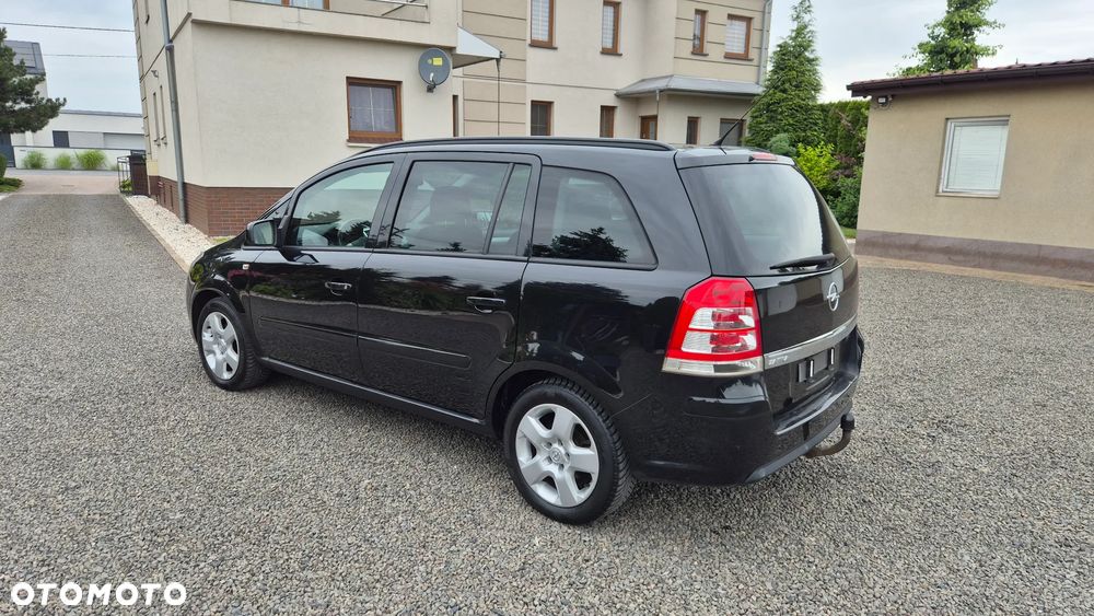 Opel Zafira - 3