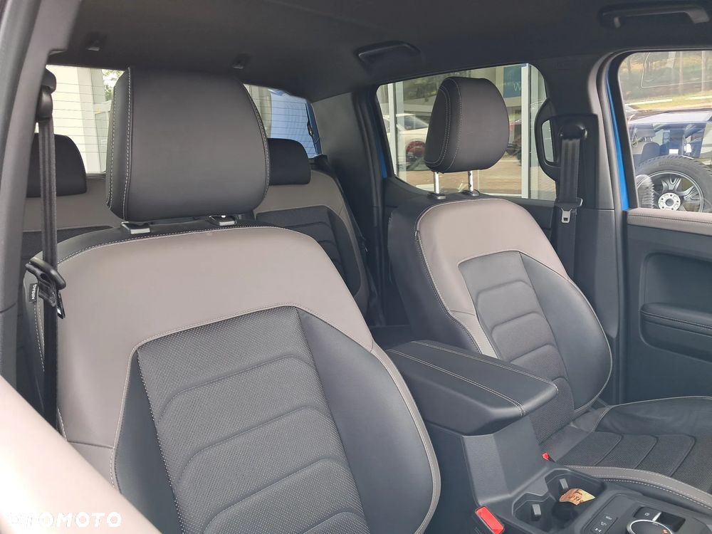 Volkswagen Amarok 3.0 V6 TDI 4Mot Aventura - 8