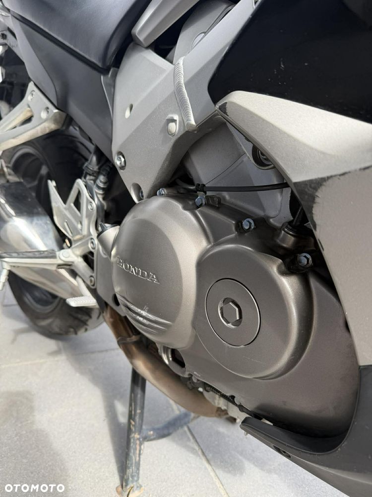 Honda VFR - 6