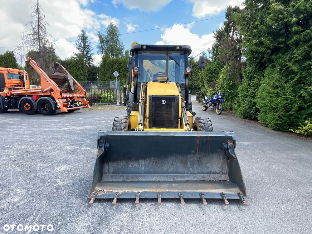 New Holland B80b  SS - 2