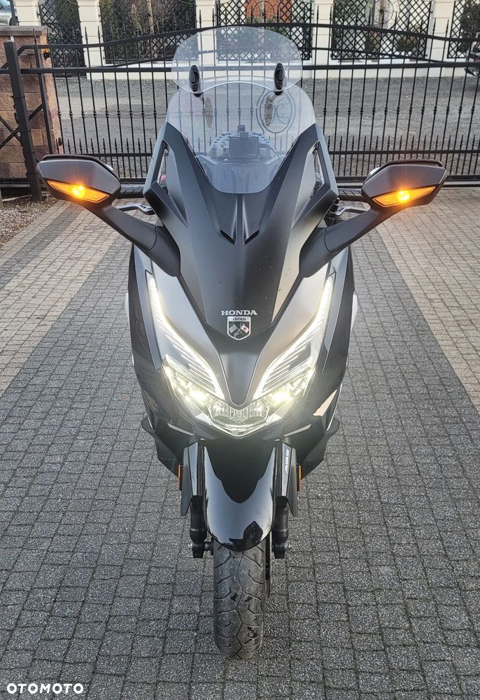 Honda NSS - 16