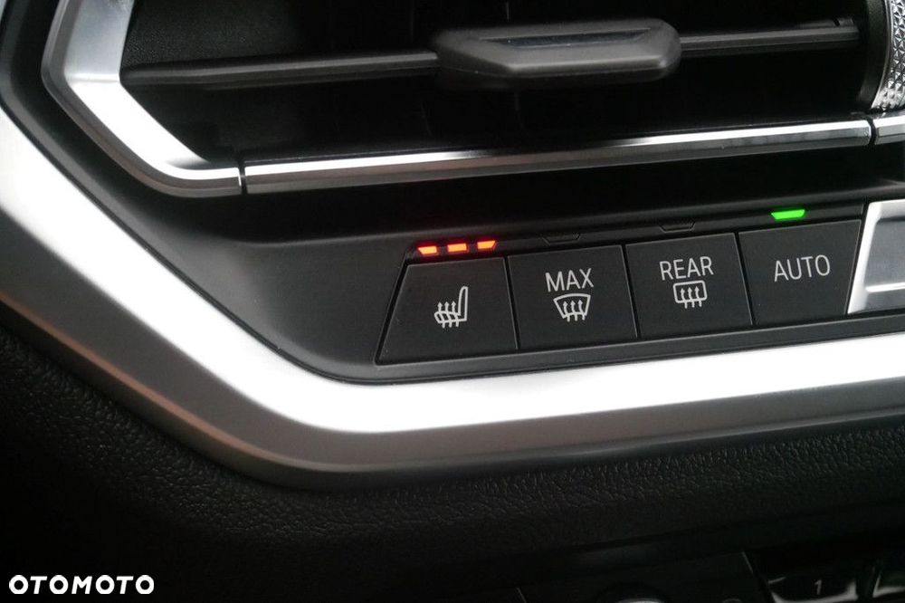 BMW Seria 3 - 25