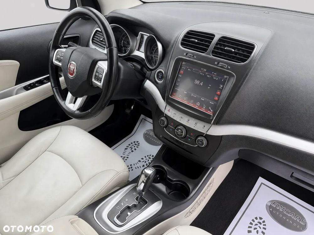 Fiat Freemont 2.0 Multijet 16V DPF Automatik Allrad Lounge - 17