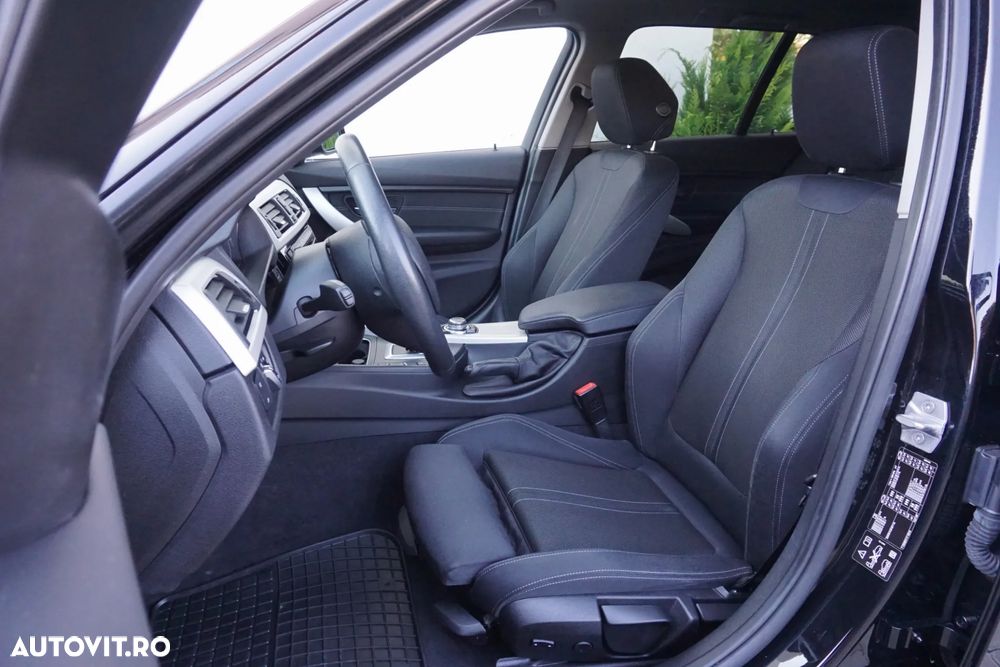 BMW Seria 3 320d xDrive Aut. Sport Line - 34