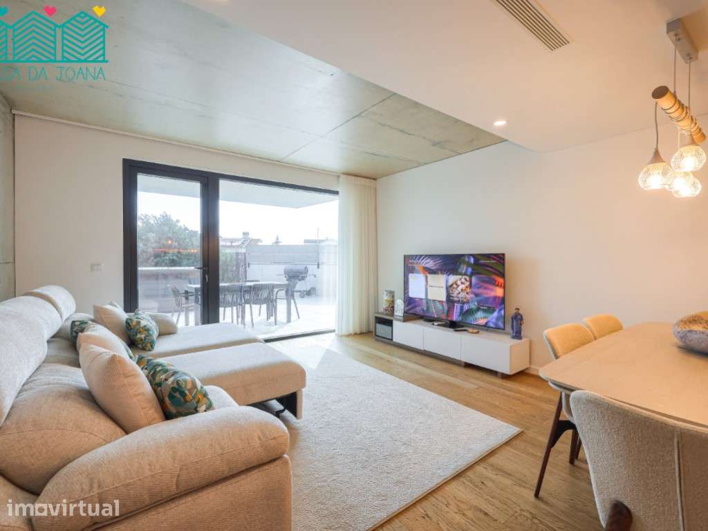 Apartamento T3 com terraço e garagem fechada na Praia da Barra - Grande imagem: 5/39