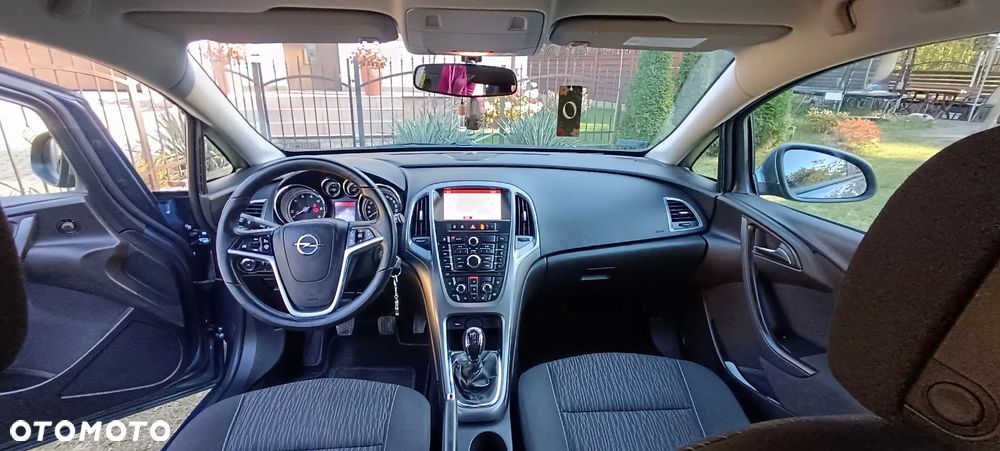 2015 Opel Astra, photograph 8