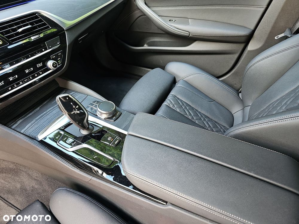 BMW Seria 5 - 19