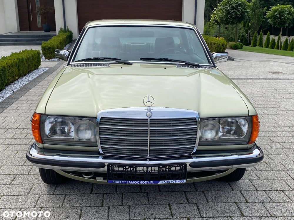 Mercedes-Benz W123 - 9
