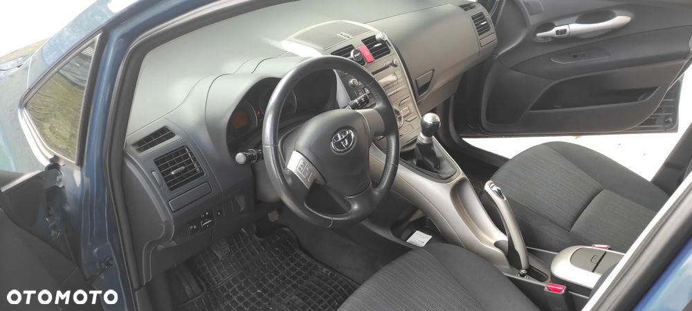 Toyota Auris 1.6 VVT-i Sol - 8