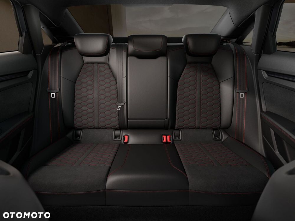 Audi RS3 Limousine - 9
