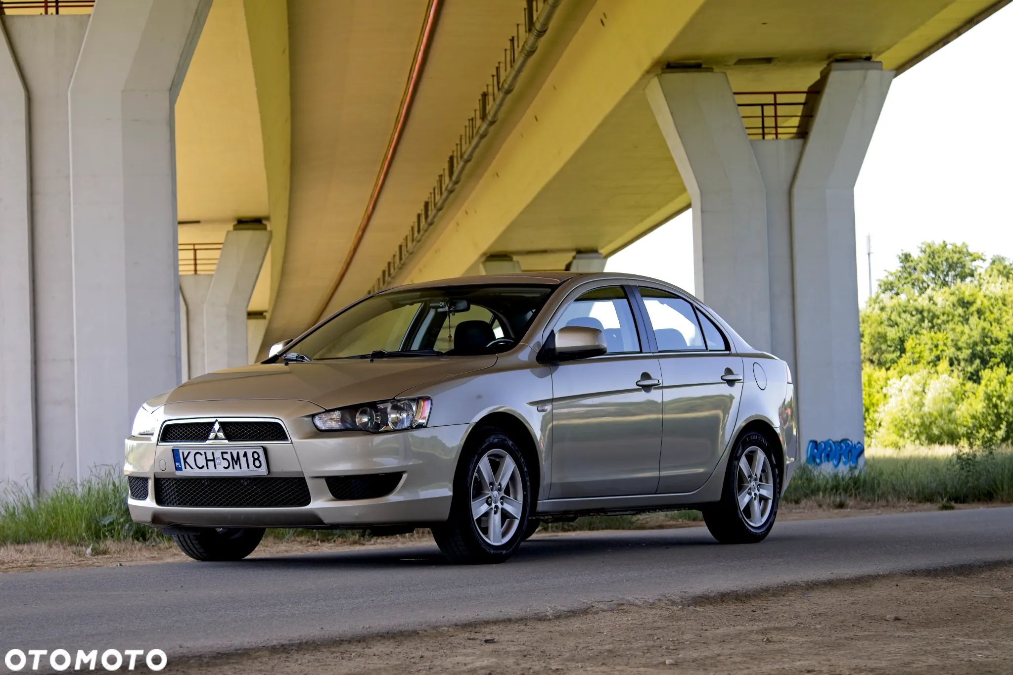 Mitsubishi Lancer 1.8 Invite - 1