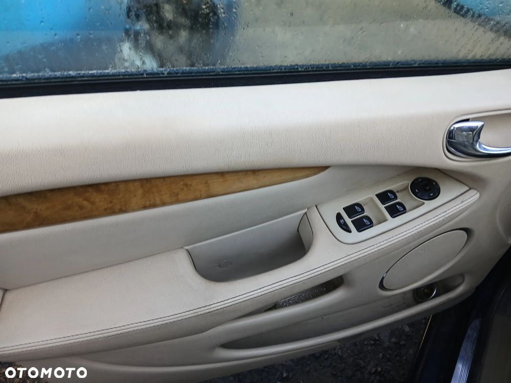 JAGUAR X-TYPE JHM SEDAN fotel fotele kanapa deska kokpit podsufitka boczek boczki klamka - 3