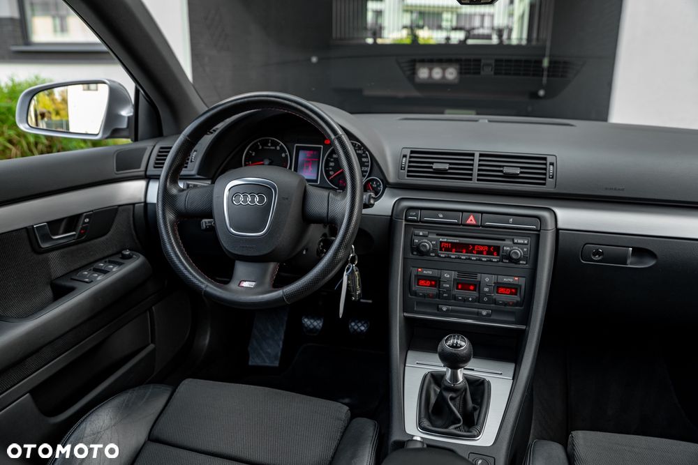 Audi A4 Avant 1.8T - 23