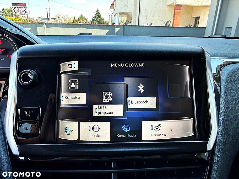 Peugeot 208 e-HDi 92 Stop&Start Style - 32