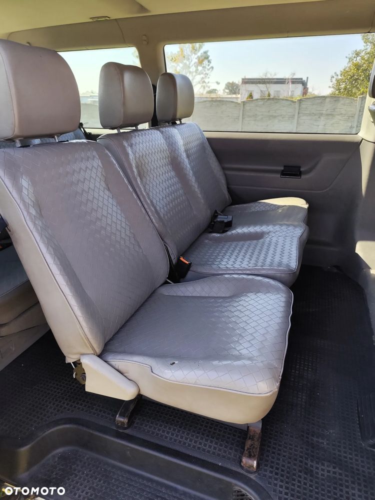 Volkswagen Transporter - 13