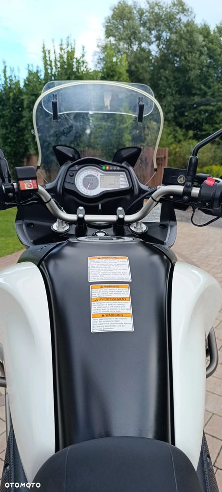 Suzuki V-STROM - 11