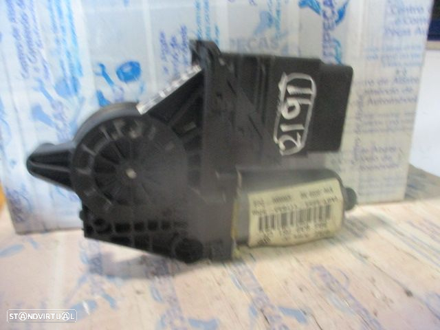 Motor Elevador Vidro 3B9839751CM VW PASSAT 4 BREAK 2001 1.9TDI 130CV 5P CINZENTO T ESQ - 2
