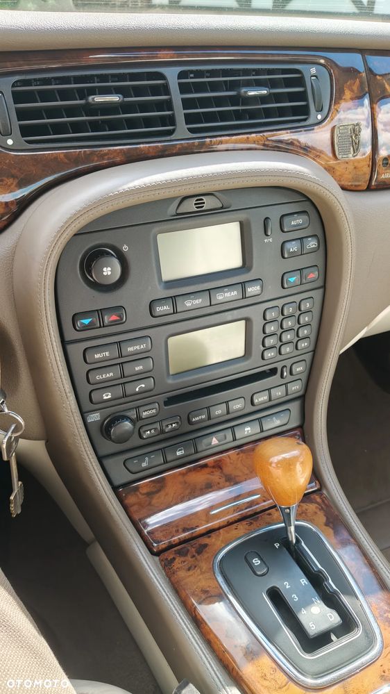 Jaguar S-Type 2.7 Twin Turbo Executive - 22