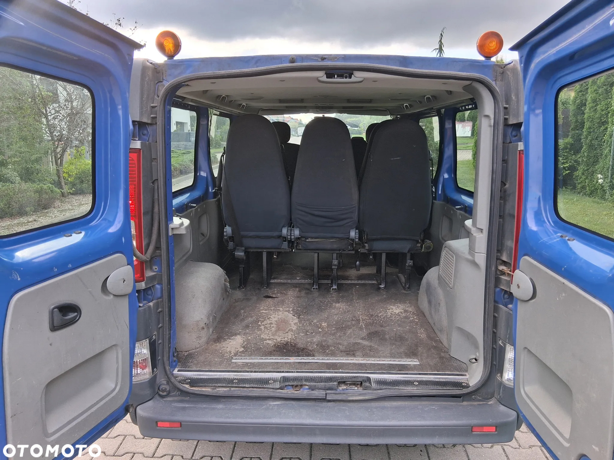 Opel Vivaro L2H1 2.9t - 14