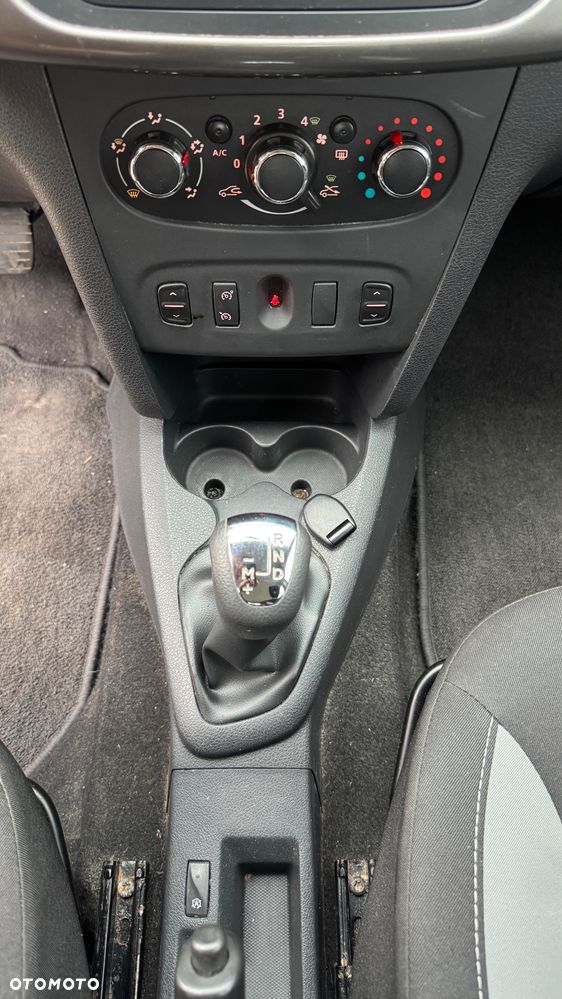 Dacia Sandero Stepway 0.9 TCe Laureate S&S Easy-R - 15