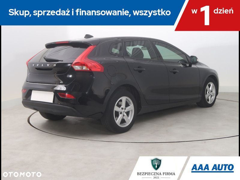 Volvo V40 - 6