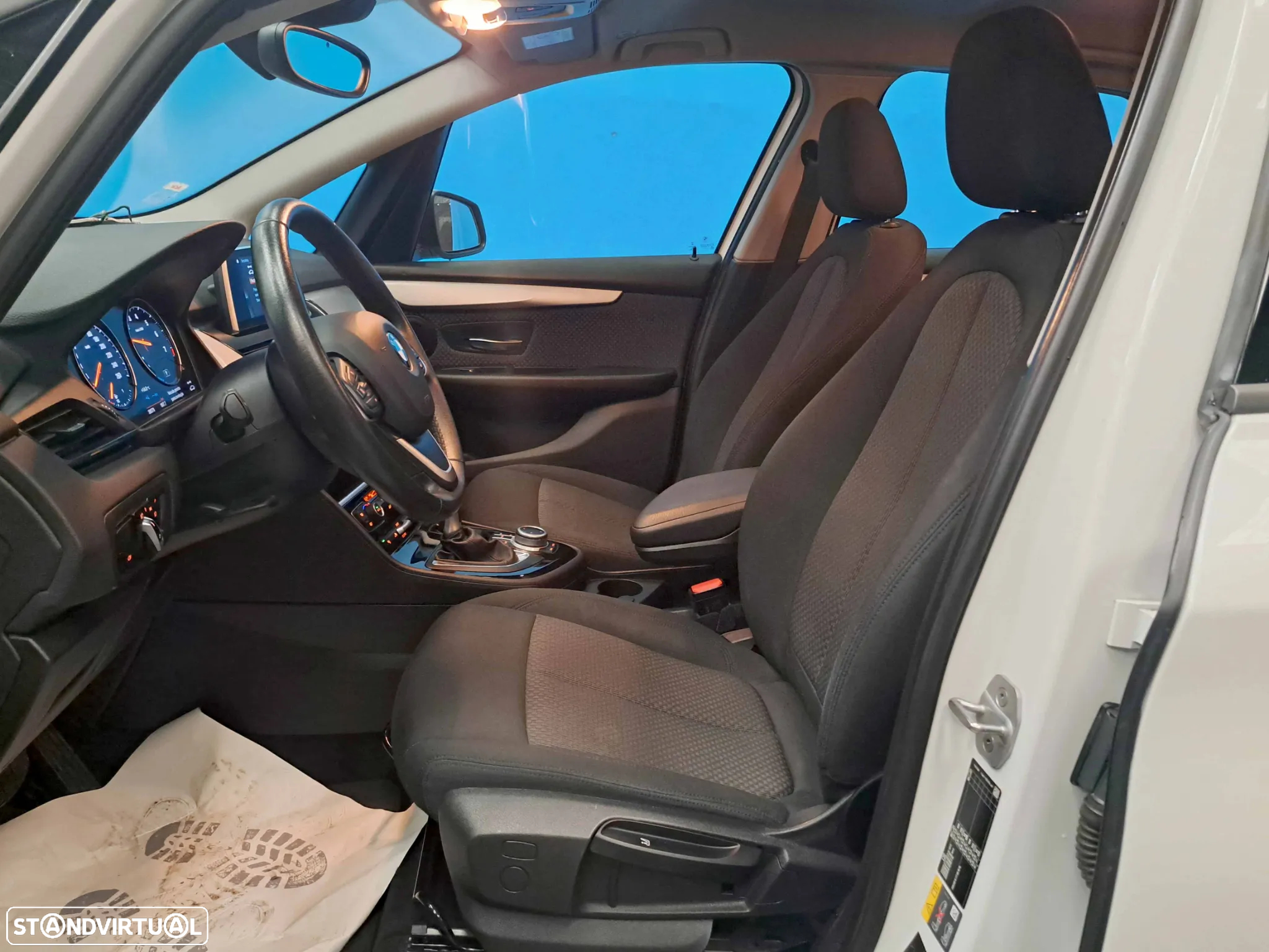 BMW 225xe Active Tourer Advantage - 15