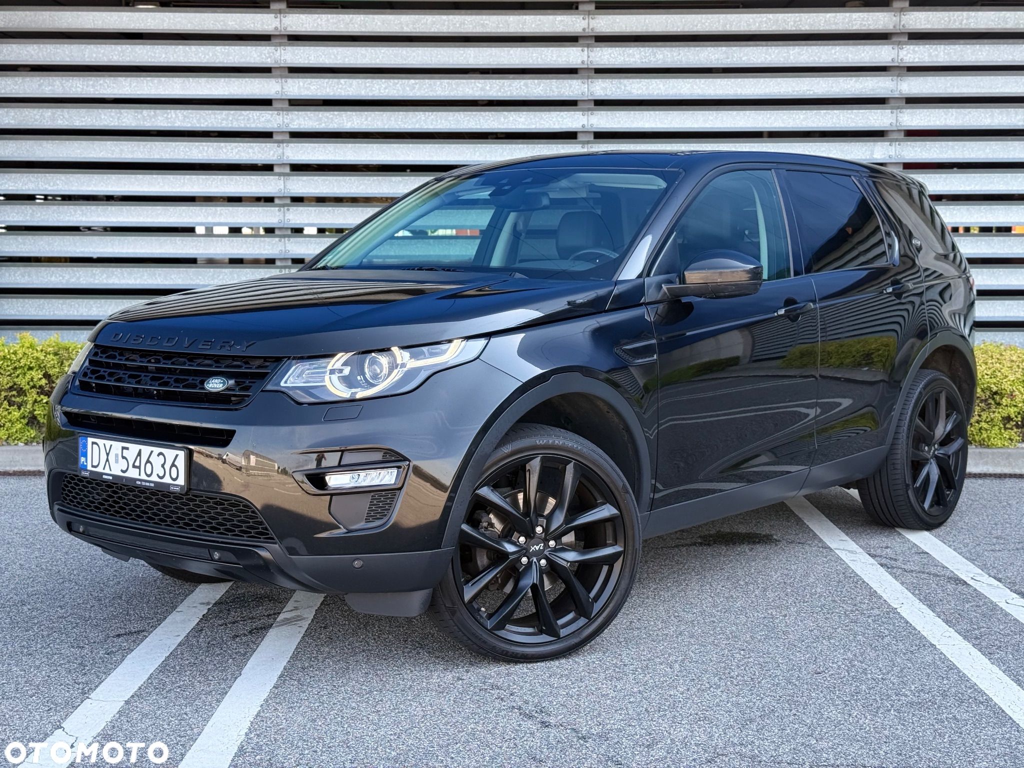 Land Rover Discovery Sport - 1