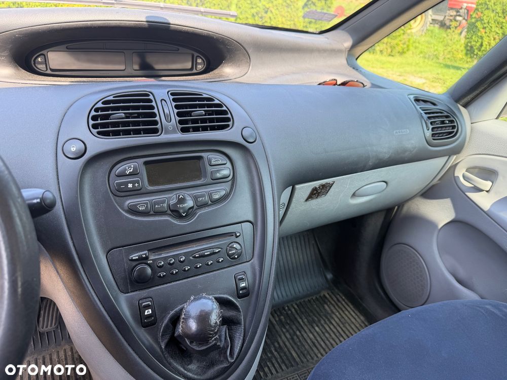 Citroën Xsara Picasso 1.8 16V SX - 7