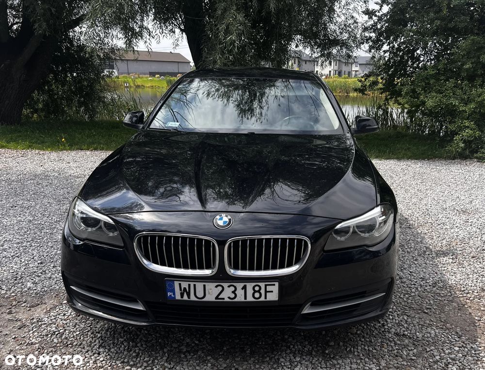 BMW Seria 5 520d xDrive - 1